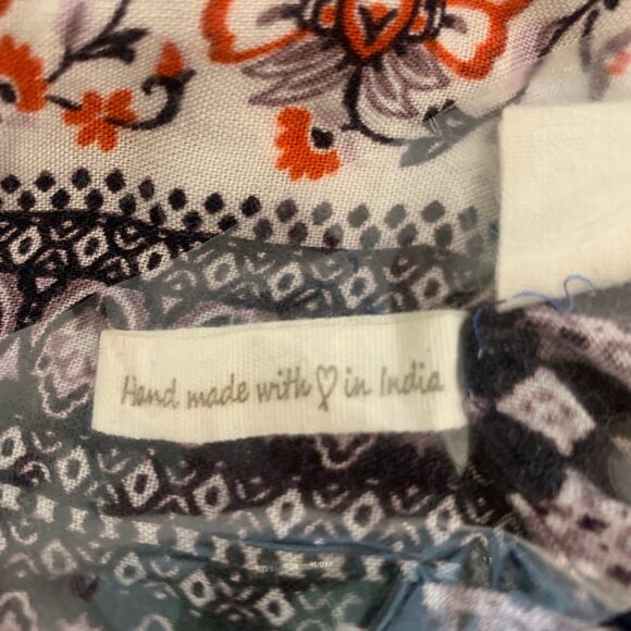 JAPNA BLACK/WHITE CROCET ACCENT HAND MADE IN INDIA 3/4 SLEEVE BLOUSE SMALL-EUC - Picture 8 of 9